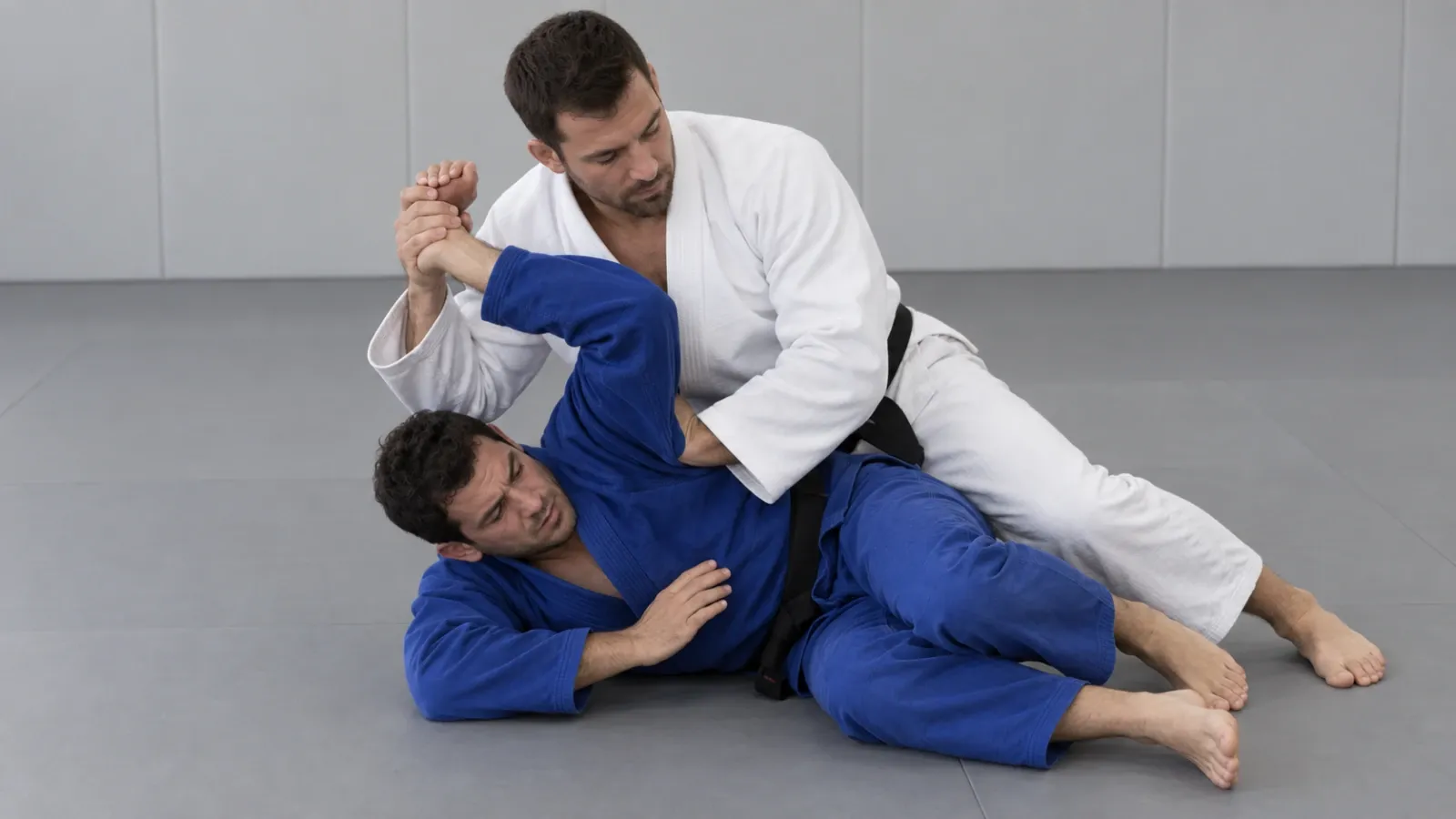 The common americana error: levering the wrist straight upward instead of dragging the elbow towards the hip.